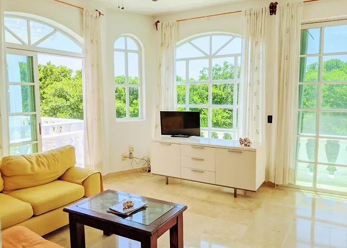 Apartamento 3br Phouse Rooftop Terrace With Plunge Pool And Ocean View Walk To 5th Ave And Cozumel Ferry *